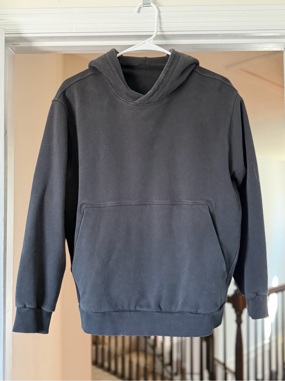 Lululemon Steady State Black Hoodie. No size tag. Best for a 6-8.